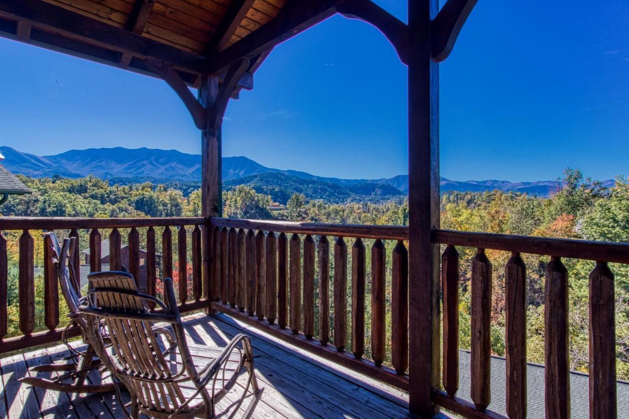 Lazy Bear Lodge, Hot Tub, Resort Pool, Wifi, 1089 Free Tickets Each Paid Day, Dollywood And More Gatlinburg Exterior foto